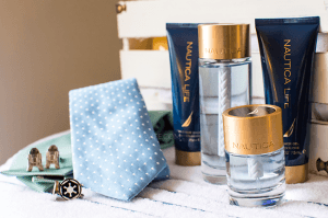 Give the new dad in your life a Daddy & Me Get Ready Together gift basket for Father's Day and pamper him with a Nautica Life gift set from Macy's! #ad #nauticafordad