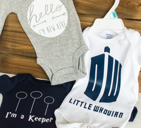 Make an easy baby shower gift for the nerdy mom to be with a silhouette portrait machine! These nerdy baby onesies are perfect for the ultimate Whovian or Potterhead.