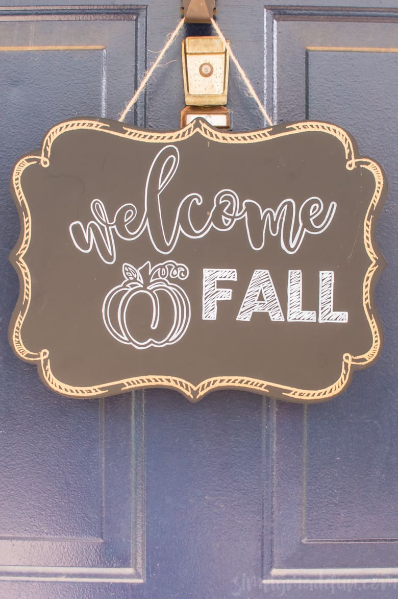 Make your own Fall sign in three easy steps! Grab your Silhouette machine, vinyl, and a chalkboard pen to make it happen.